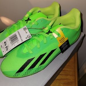 Speedportal.4 FxG cleats